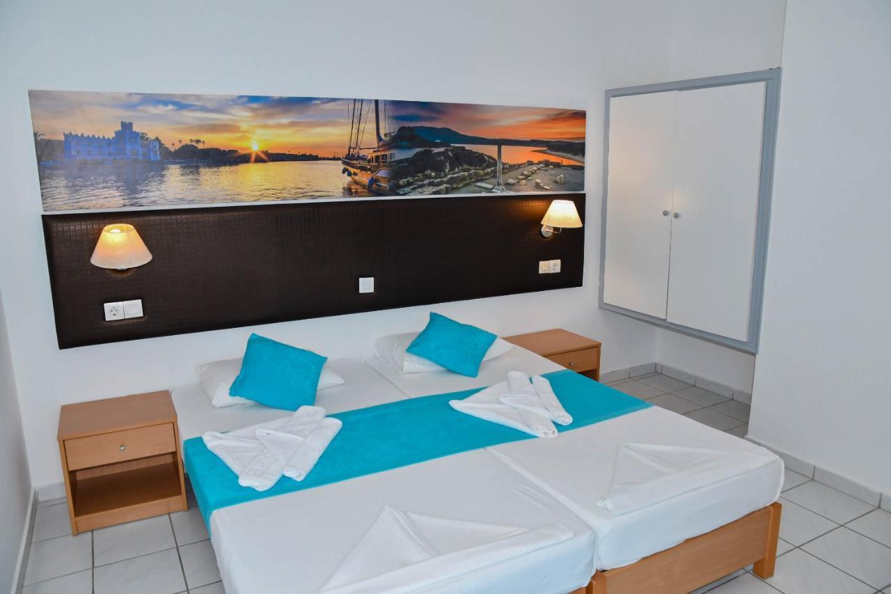 Blue Nest Hotel Тигаки Экстерьер фото