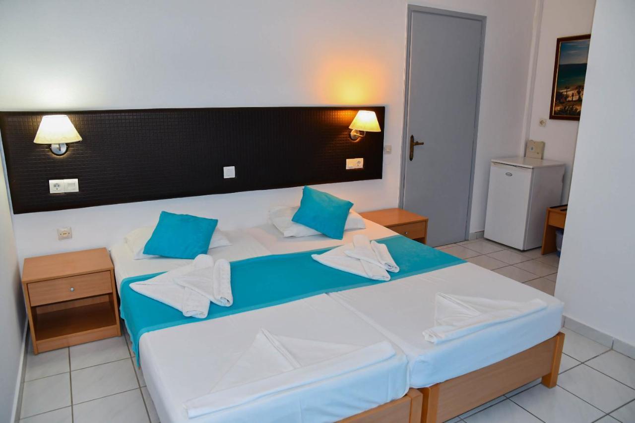 Blue Nest Hotel Тигаки Экстерьер фото