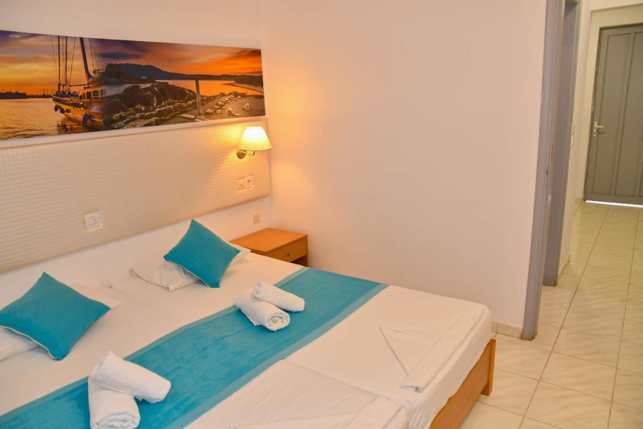 Blue Nest Hotel Тигаки Экстерьер фото